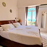 Maiora - Location * Capri
